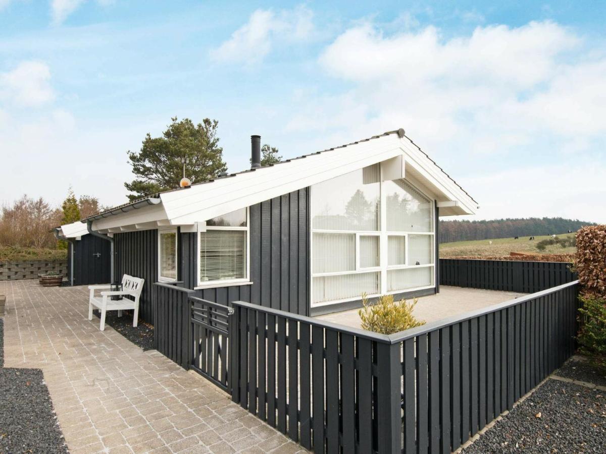 6 Person Holiday Home In Ebeltoft Eksteriør bilde