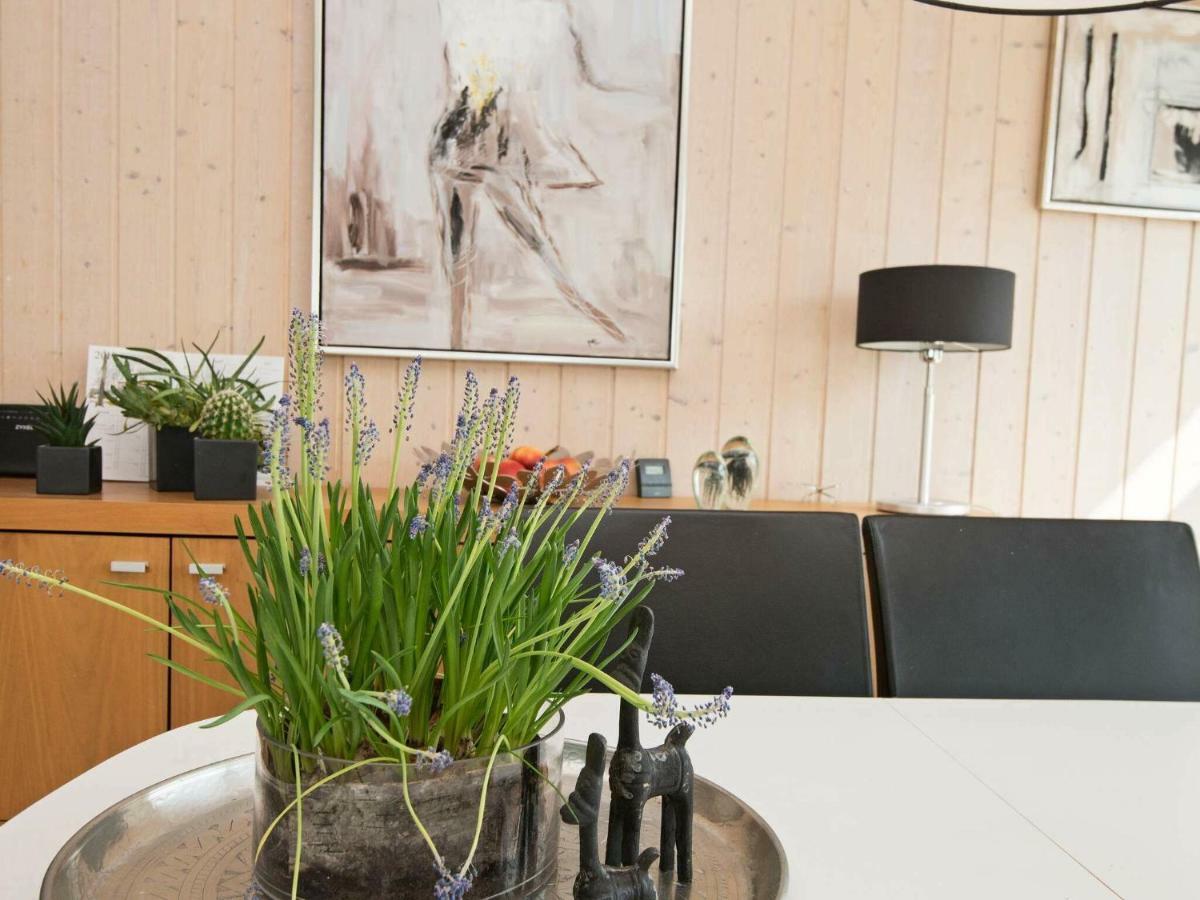6 Person Holiday Home In Ebeltoft Eksteriør bilde
